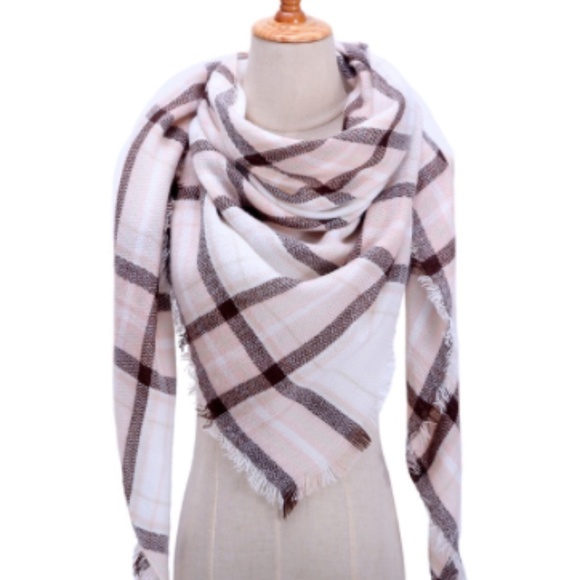 NWT Plaid Blanket Scarf Wrap - Picture 5 of 5